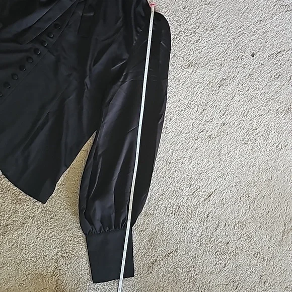 Italy Puff Sleeve Tie Neck Button Blouse - Picture 7 of 8